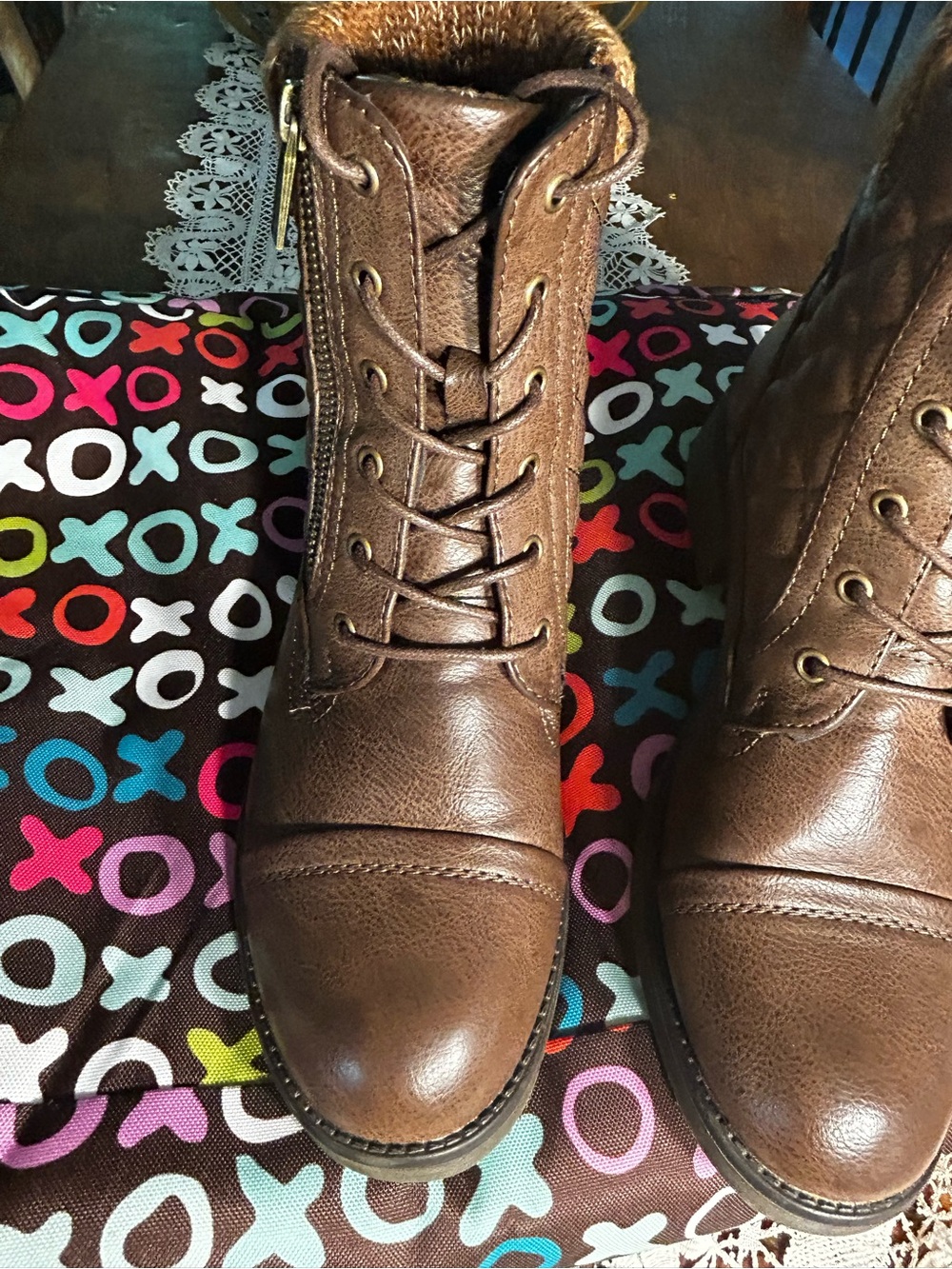 Brown Women's Leather Combat Boots Lace Ankle Booties Quilted Size 10 M by STQ - Picture 2 of 12